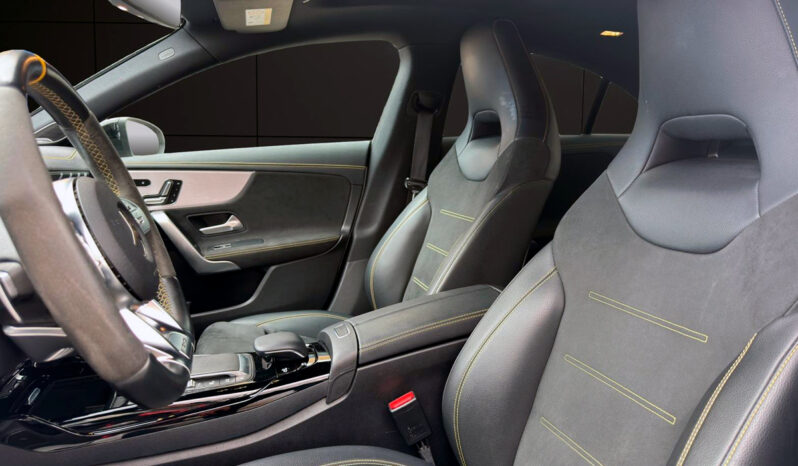 MERCEDES-AMG CLA 45 S 4MATIC lleno