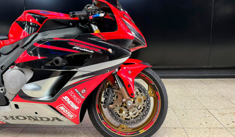 HONDA CBR 1000RR lleno