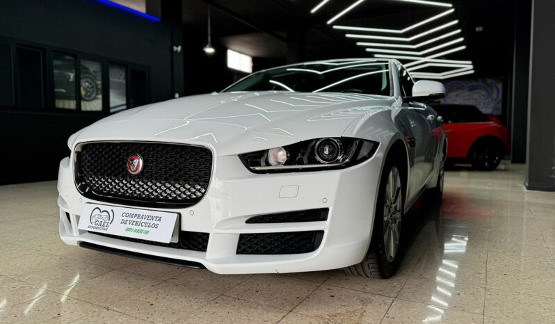 JAGUAR XE lleno