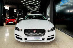 JAGUAR XE lleno