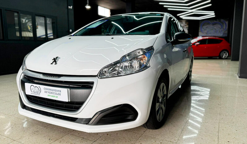 PEUGEOT 208 lleno