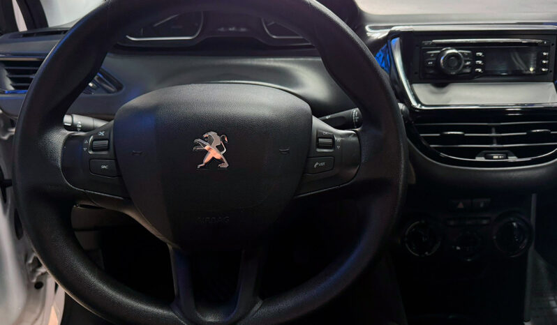 PEUGEOT 208 lleno