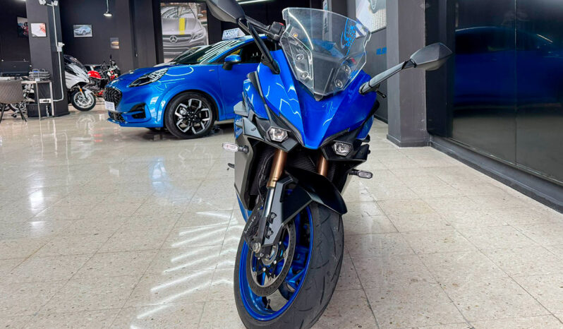 SUZUKI GSX lleno