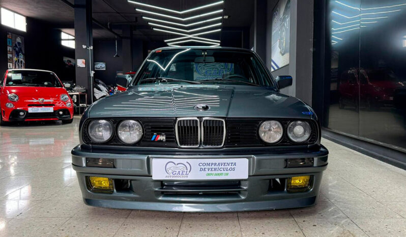 BMW SERIE 3 lleno