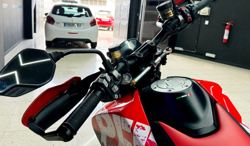 DUCATI HYPERMOTARD 950 lleno