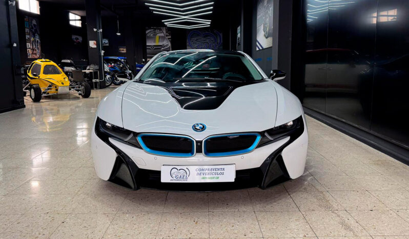 BMW i8 lleno