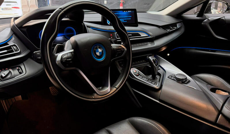 BMW i8 lleno