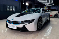 BMW i8 lleno