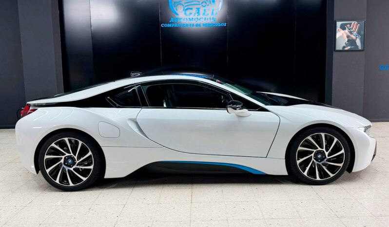 BMW i8 lleno