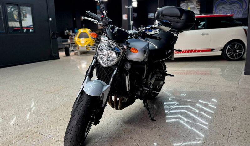 YAMAHA FZ6 N lleno