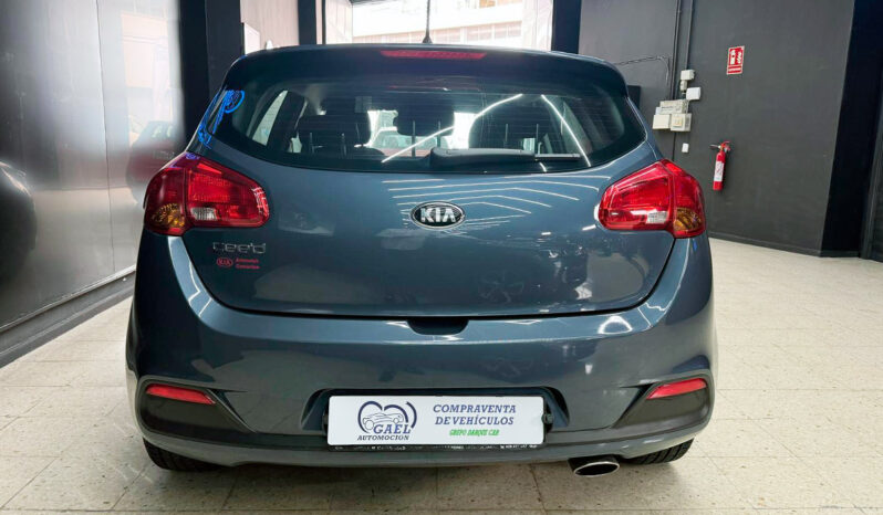 KIA CEE’D lleno