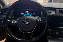 VOLKSWAGEN GOLF lleno