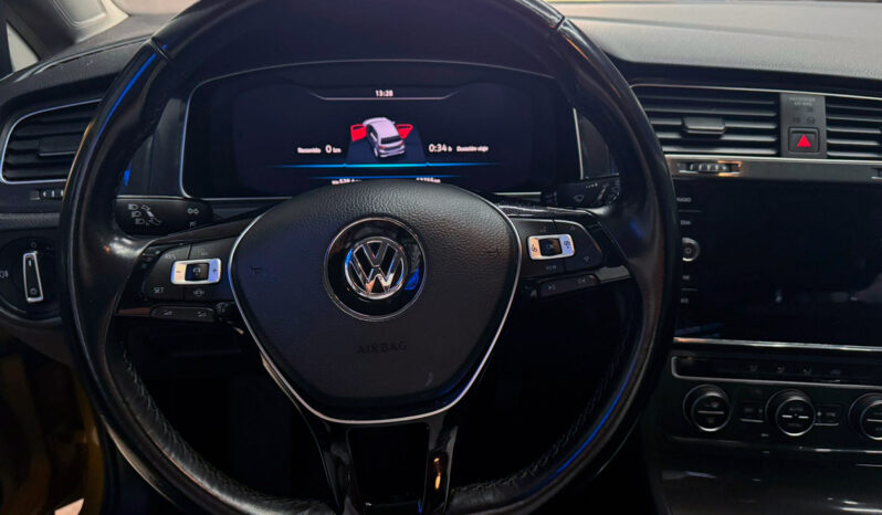 VOLKSWAGEN GOLF lleno