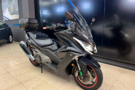 KYMCO AK 550