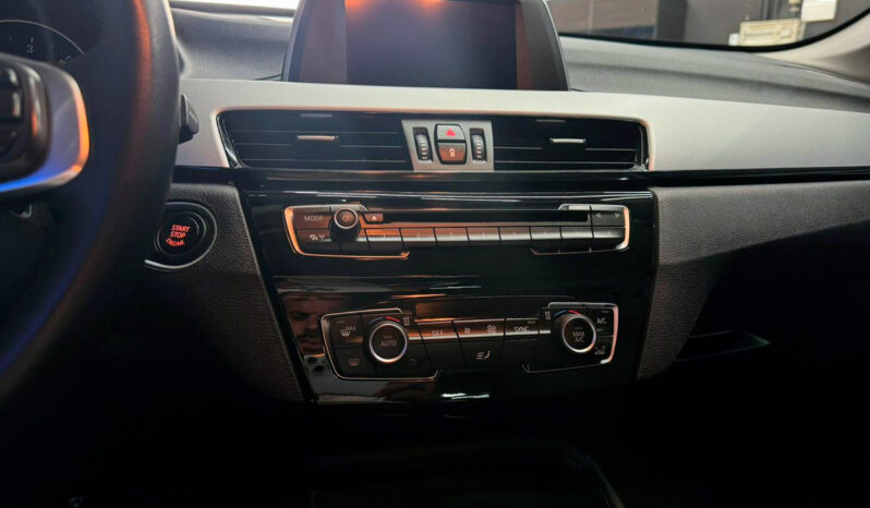 BMW X1 SDRIVE lleno