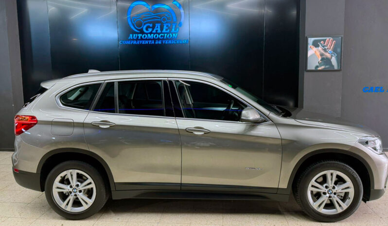 BMW X1 SDRIVE lleno