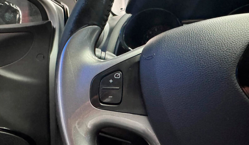 RENAULT CLIO BUSINESS TCE 18 lleno