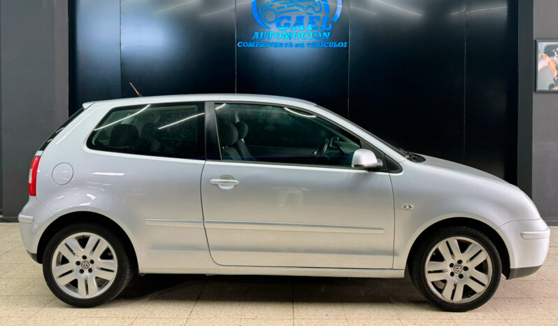 VOLKSWAGEN POLO lleno