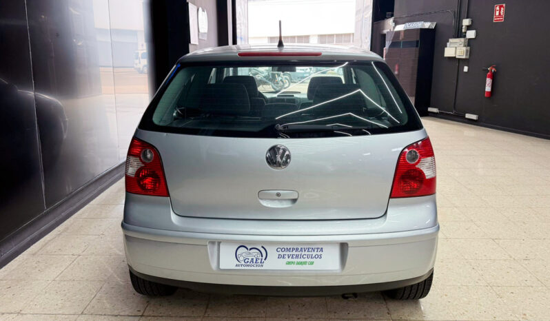 VOLKSWAGEN POLO lleno