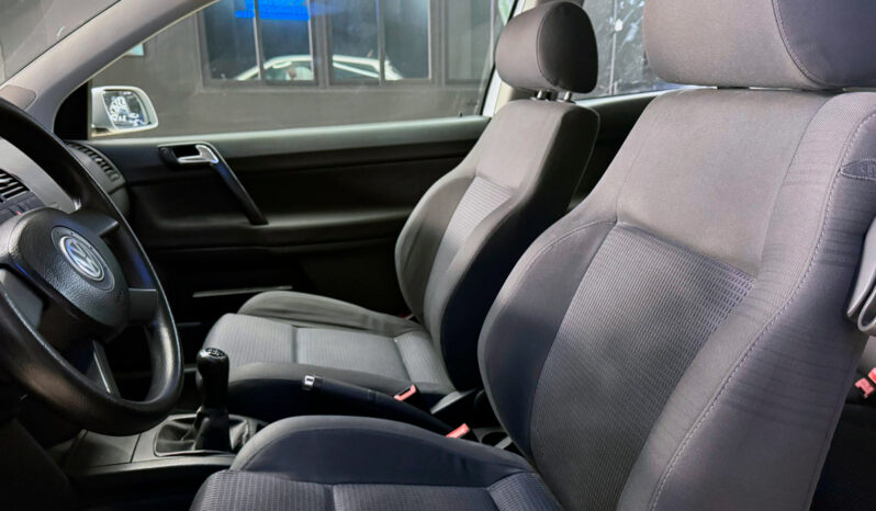 VOLKSWAGEN POLO lleno