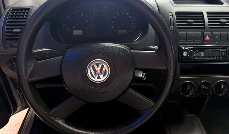 VOLKSWAGEN POLO lleno