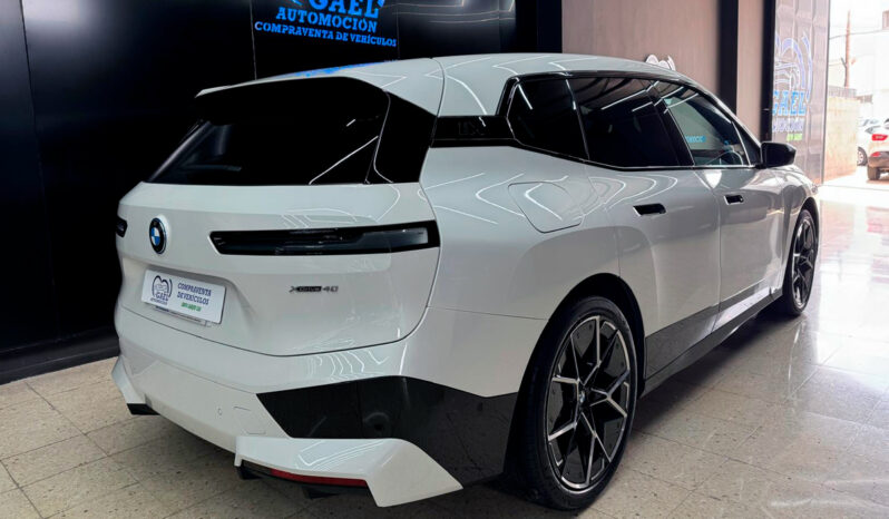 BMW IX XDRIVE40 lleno