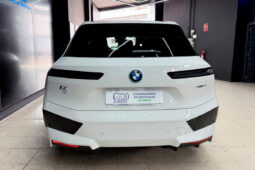 BMW IX XDRIVE40 lleno