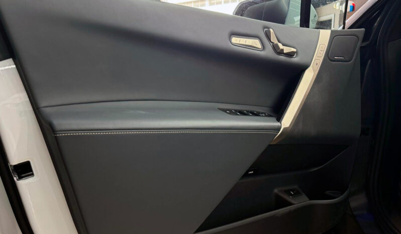 BMW IX XDRIVE40 lleno