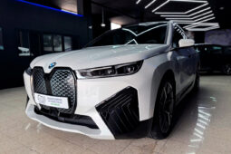 BMW IX XDRIVE40 lleno