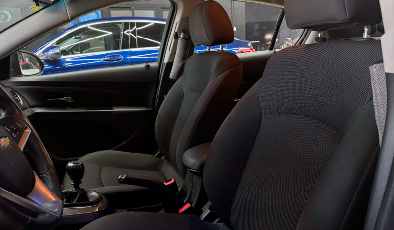 CHEVROLET CRUZE lleno