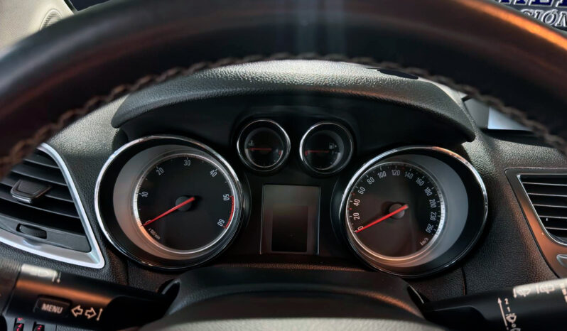 OPEL MOKKA lleno