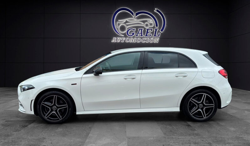 MERCEDES-BENZ CLASE A lleno