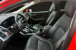 JAGUAR I-PACE EV400 lleno