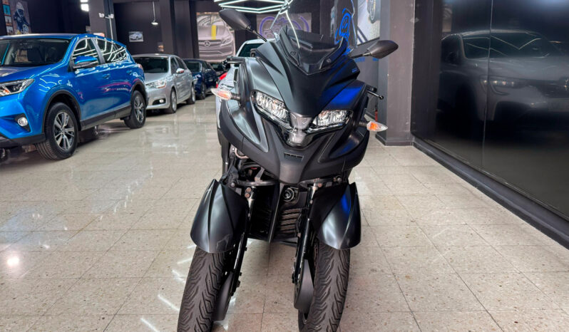 YAMAHA TRICITY 300 lleno
