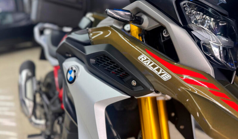 BMW G 310 GS lleno