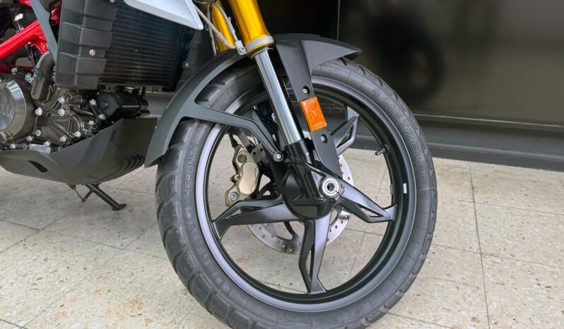 BMW G 310 GS lleno