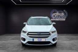 FORD KUGA 1.5 TDCi 4×2 TREND lleno