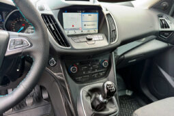 FORD KUGA 1.5 TDCi 4×2 TREND lleno