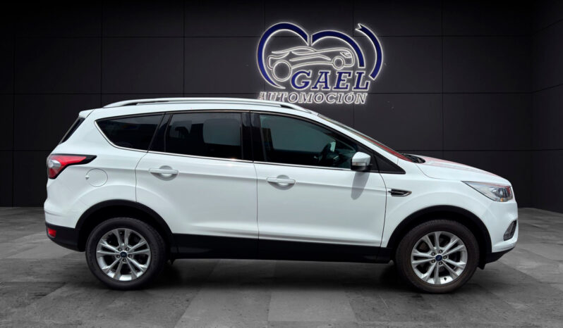 FORD KUGA 1.5 TDCi 4×2 TREND lleno
