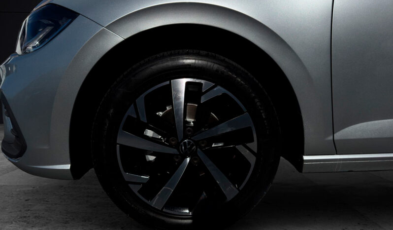 VOLKSWAGEN POLO ADVANCE lleno