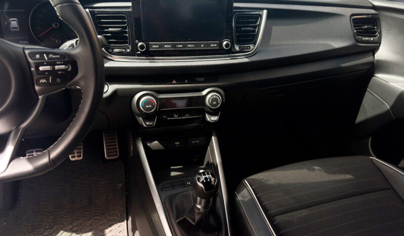 KIA RIO GT LINE lleno