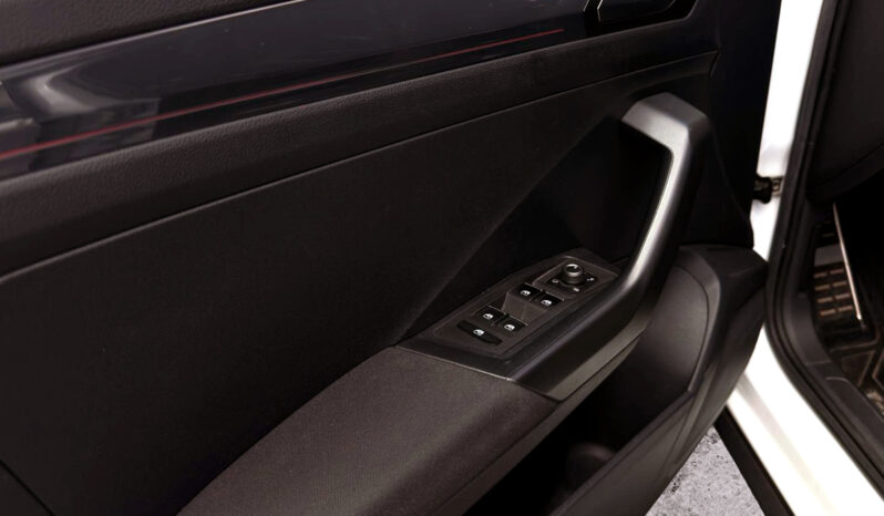 VOLKSWAGEN T-ROC ADVANCE lleno