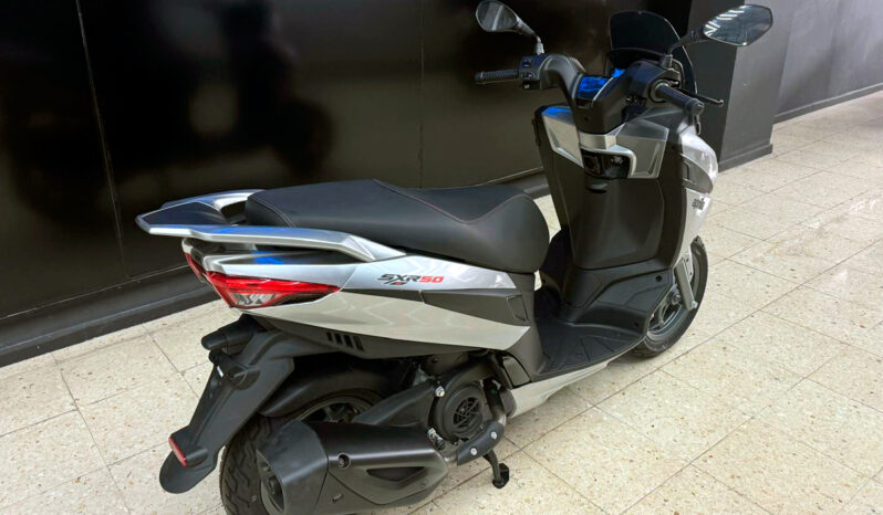 APRILIA SXR 50 lleno