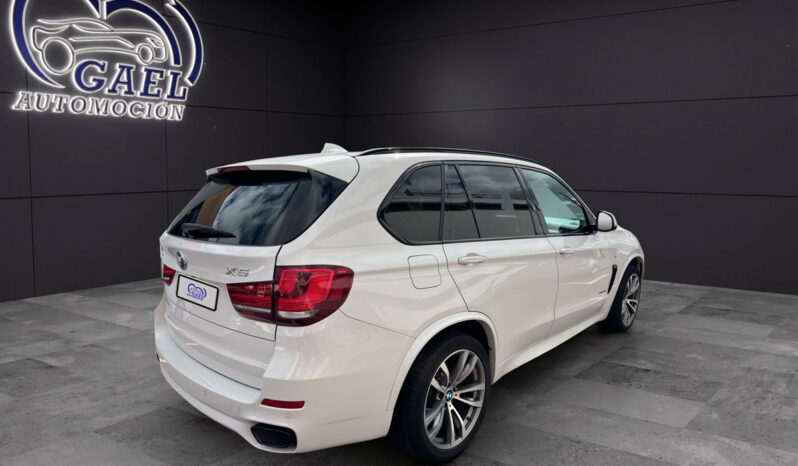 BMW X5 XDRIVE30D lleno