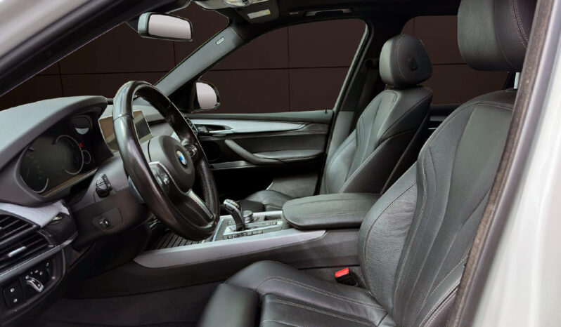BMW X5 XDRIVE30D lleno