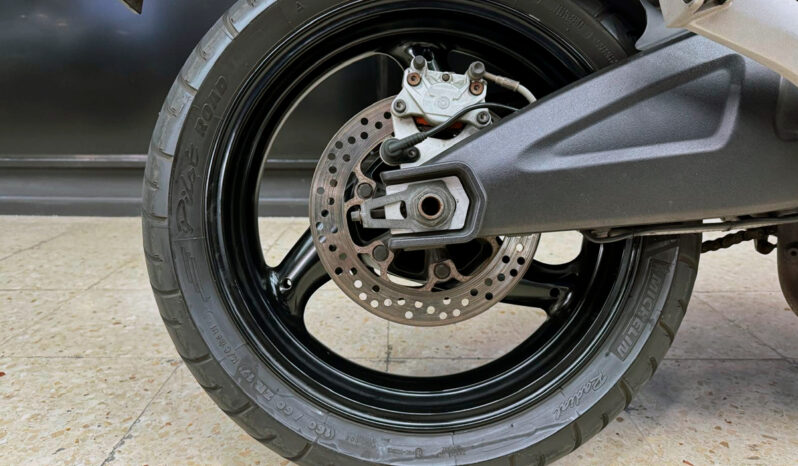 DUCATI MONSTER 696+ lleno