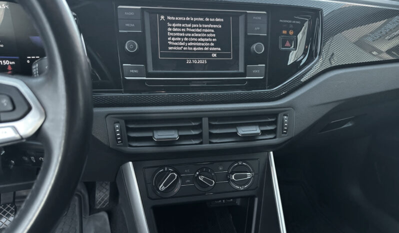 VOLKSWAGEN POLO LIFE 1.0 TSI lleno