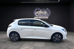 PEUGEOT 208 PURETECH ALLURE lleno