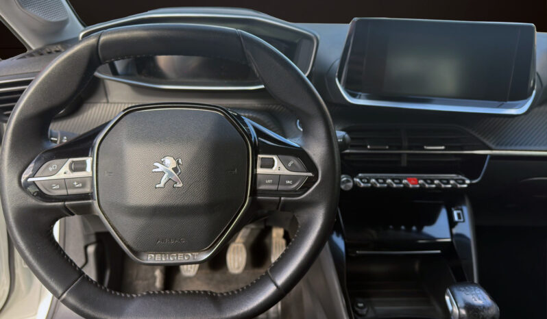 PEUGEOT 208 PURETECH ALLURE lleno