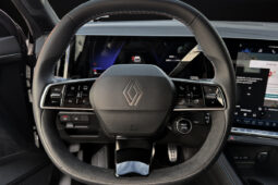 RENAULT AUSTRAL TECHNO ESPRIT ALPINE E-TECH lleno